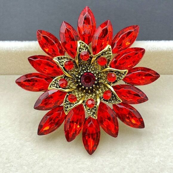 Yellow Gold with Ruby Red Crystal Round Flower Pin Back Brooch - Picture 6 of 8